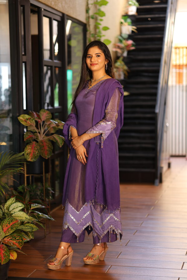 Jazaash Party wears